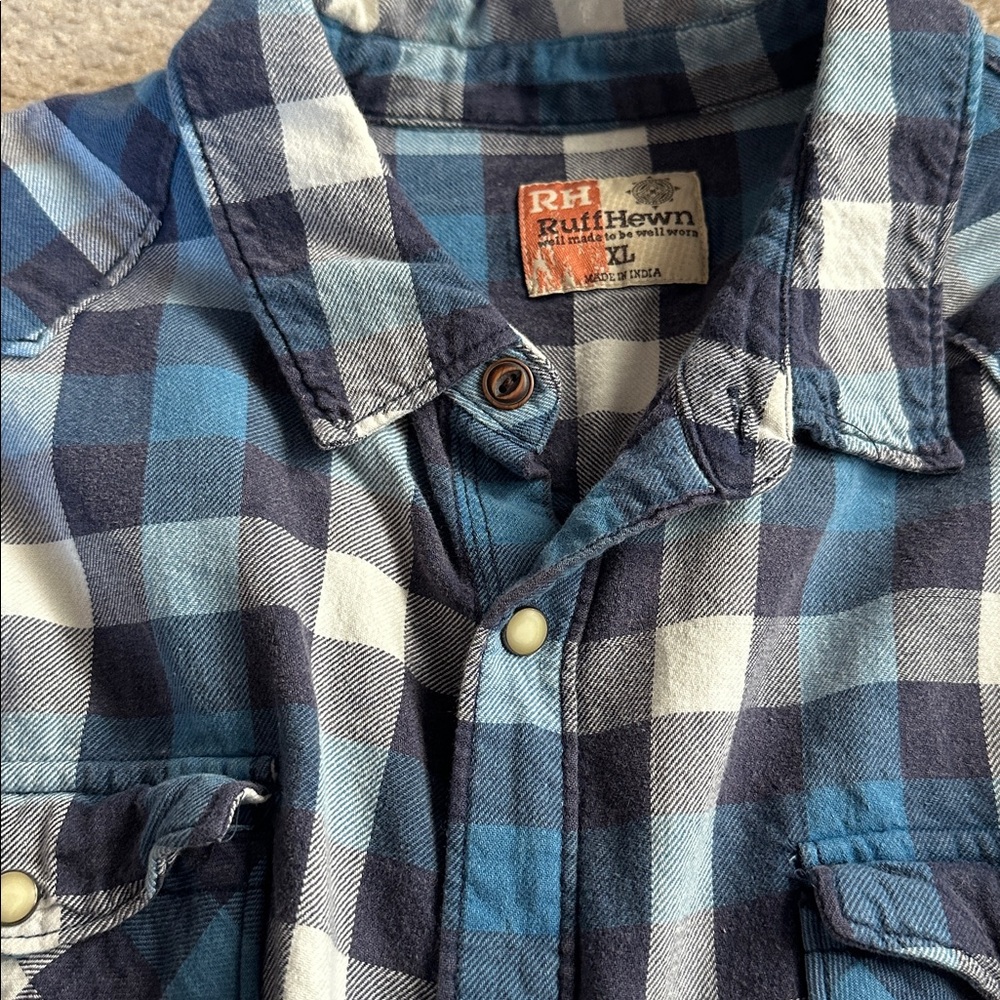 Men's button down - Picture 2 of 2